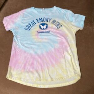 Dreamscile Juniors Tye Dye Great Smokey Mountains Short Sleeve Tee Size Medium